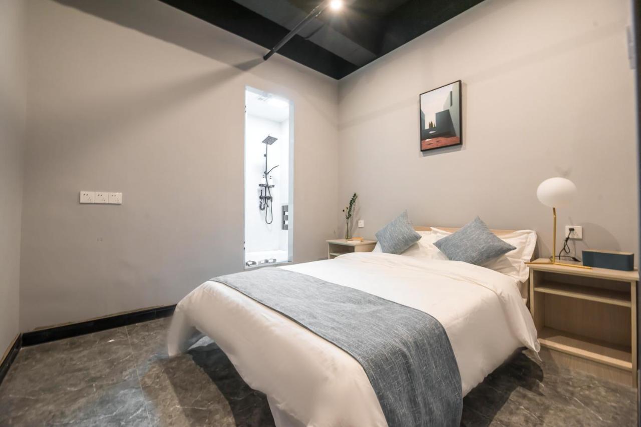 Pu Chun International Hostel -Yugarden & Old Town Shanghai Exteriör bild