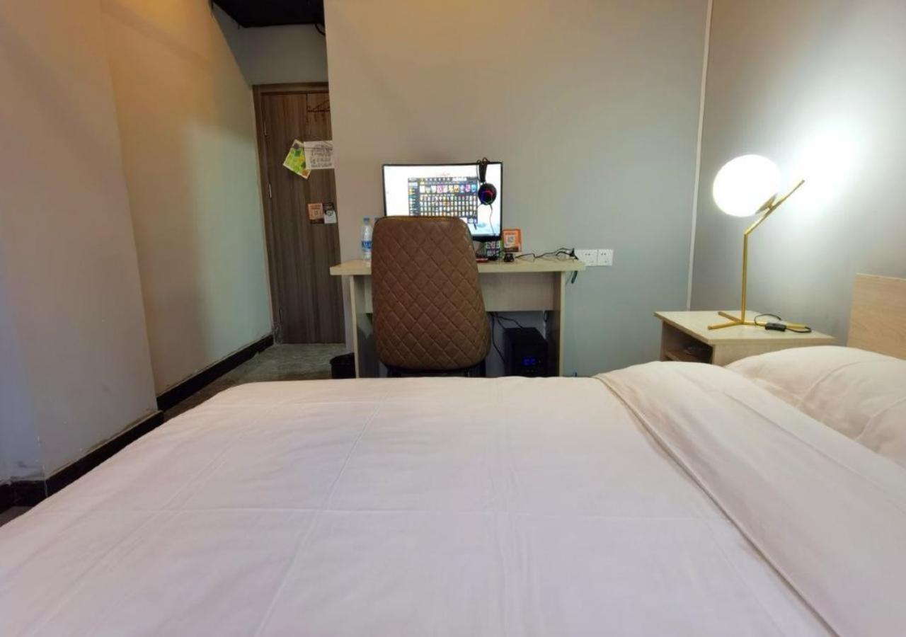 Pu Chun International Hostel -Yugarden & Old Town Shanghai Exteriör bild