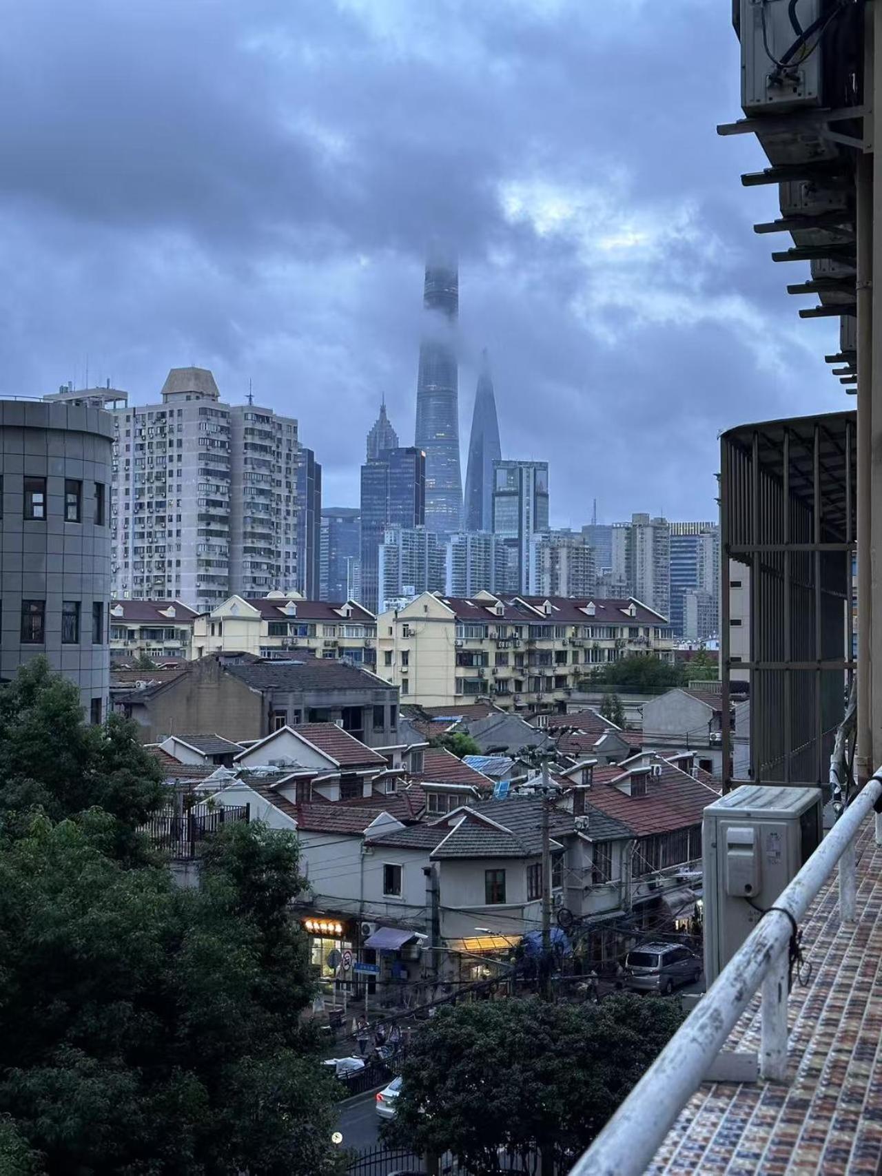 Pu Chun International Hostel -Yugarden & Old Town Shanghai Exteriör bild